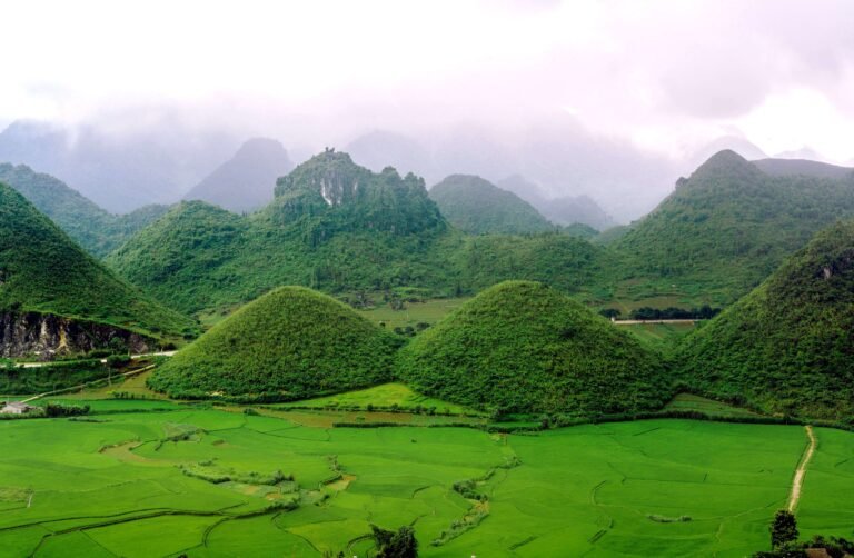 Co Tien Twin Mountains – The Fairy Twin Mountains of Ha Giang